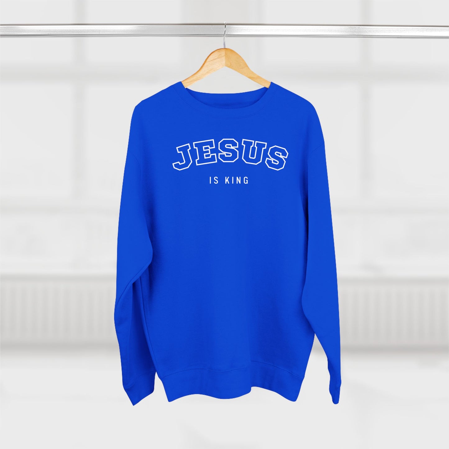 Jesus is King – (Varsity-style font) Men's Premium Sweatshirt