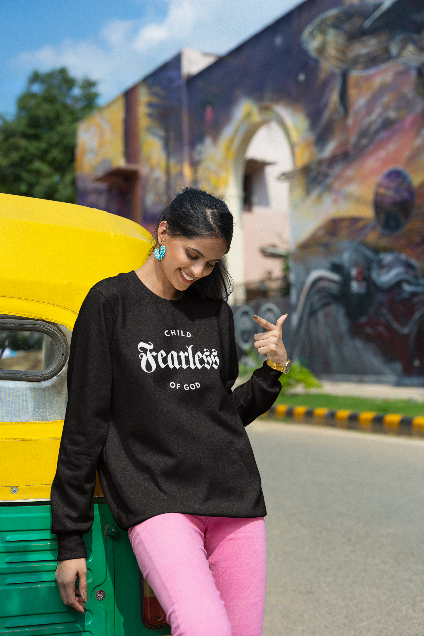 Fearless Child of God – Women's Premium Sweatshirt