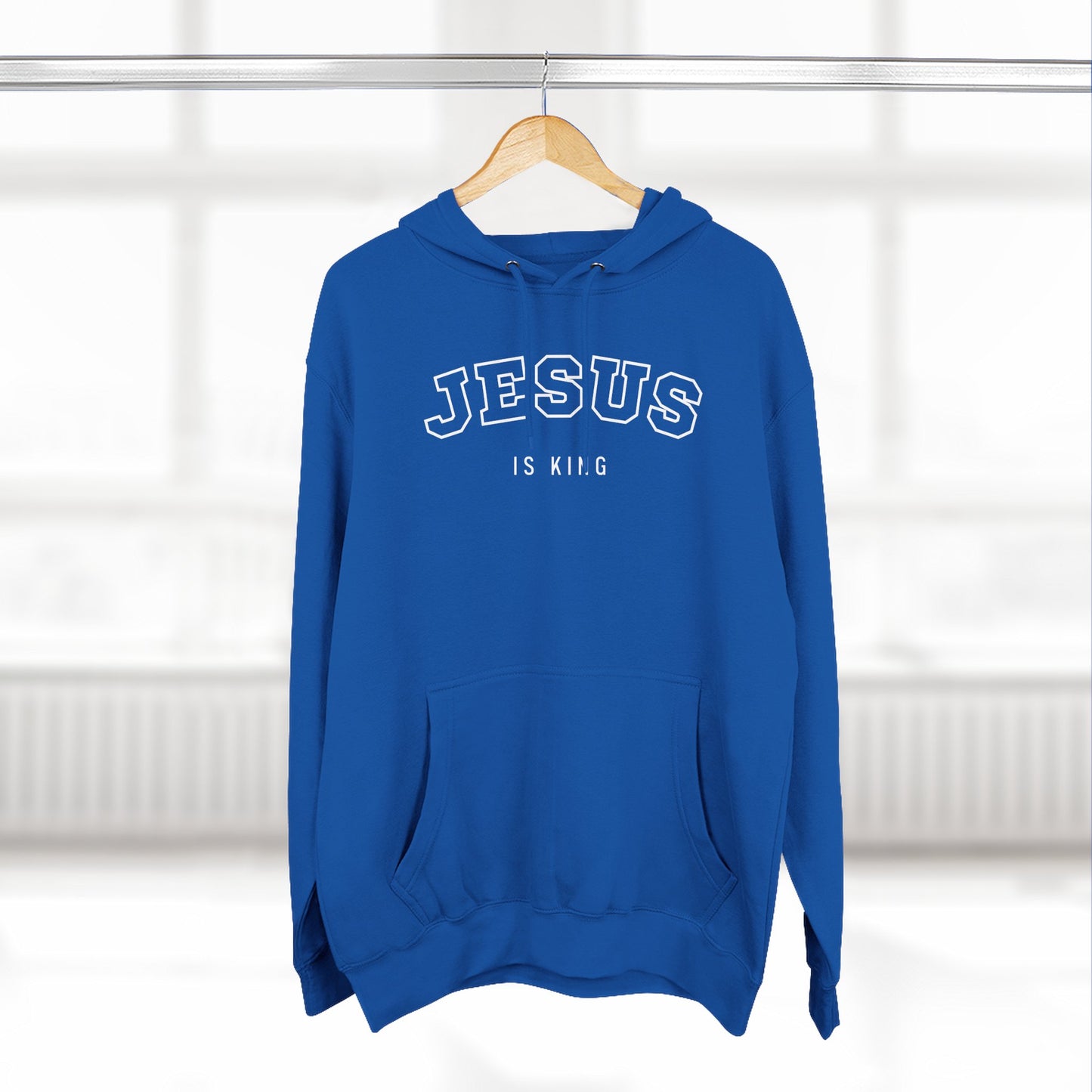Jesus is king - Varsity-style Men's Premium Hoodie