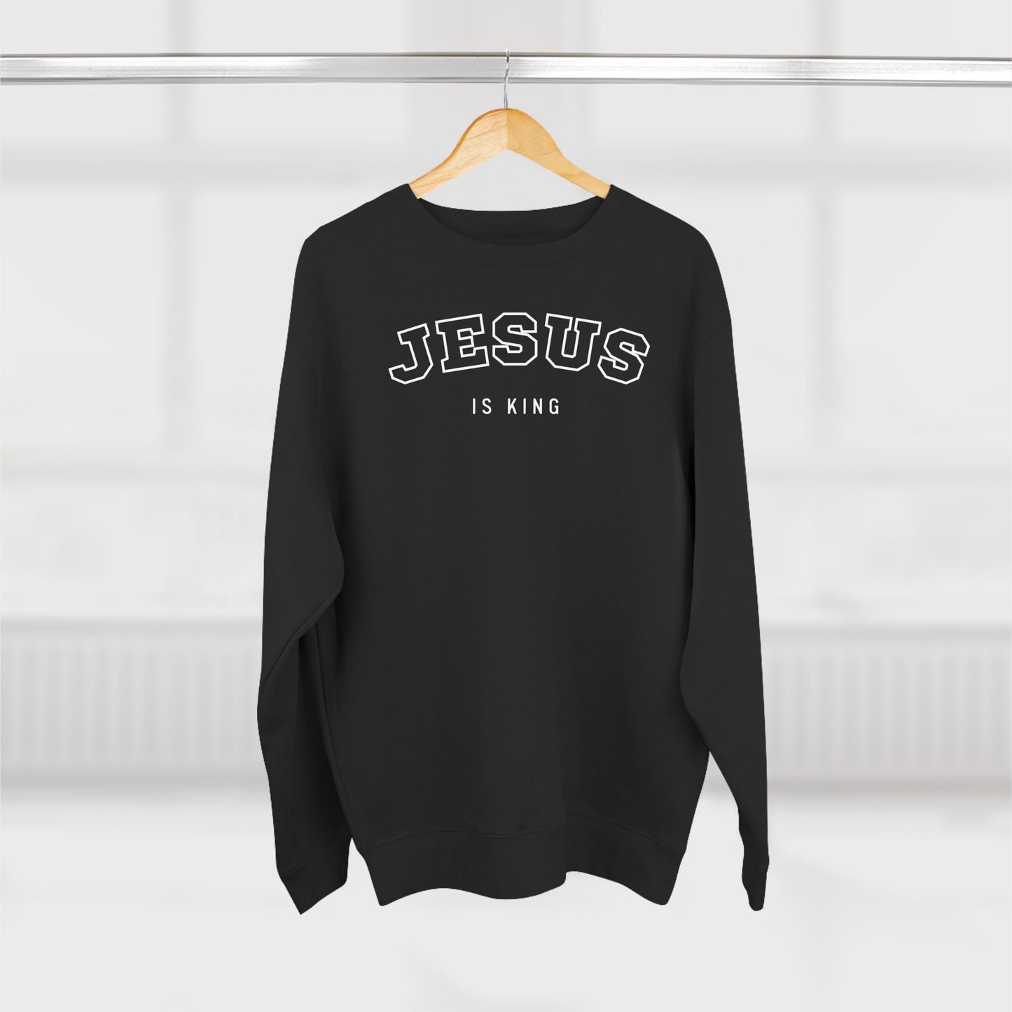 Jesus is King  – (Varsity-style font) Women's Premium Sweatshirt